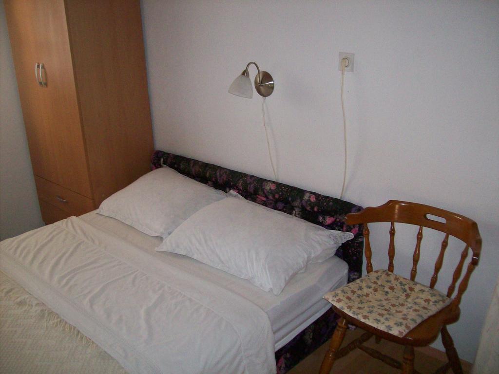 Apartments Dino Makarska Esterno foto